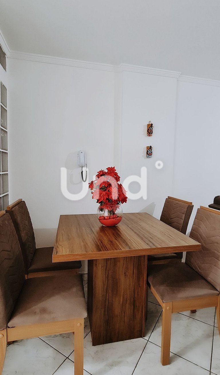 Apartamento 203-Ótima Localização-1 Quarto-