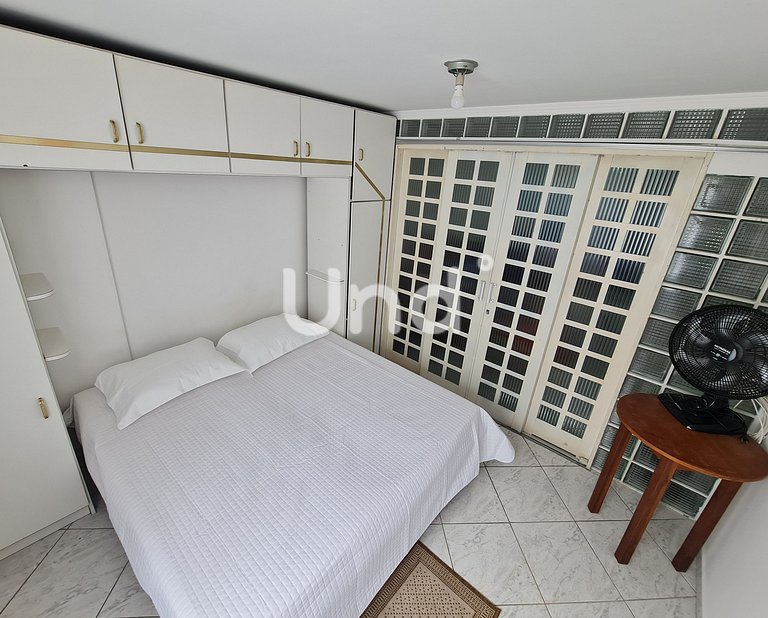 Apartamento 203-Ótima Localização-1 Quarto-