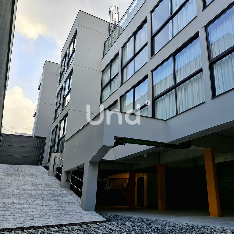 Apt 04 Balcony Seasons Bc