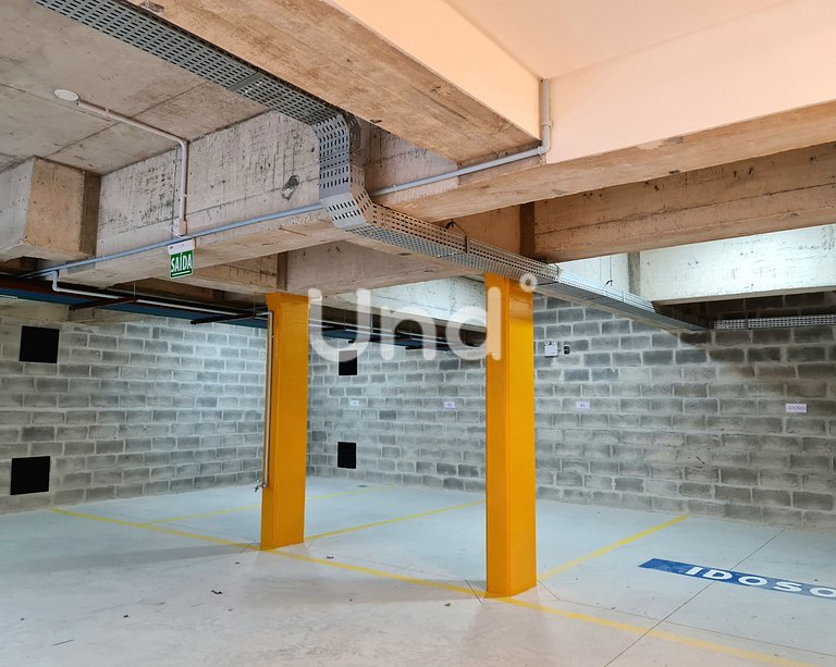 Apt 04 Balcony Seasons Bc