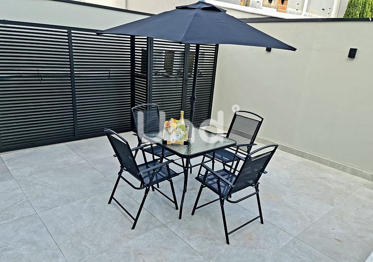 Apt 04 Balcony Seasons Bc