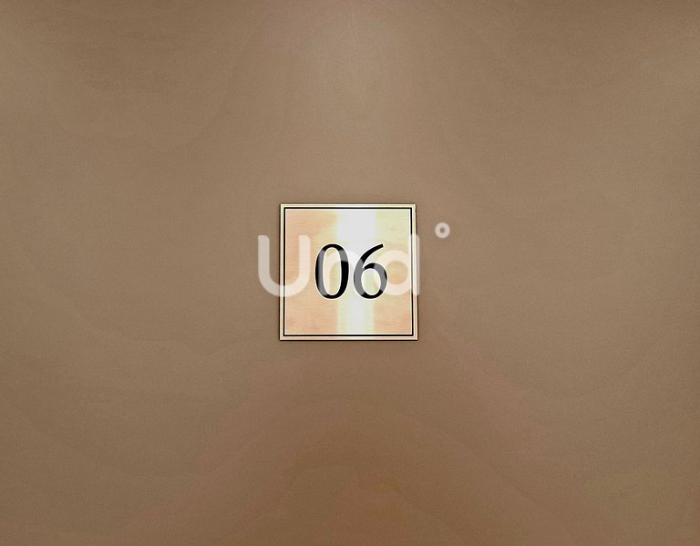 Apt 06 Loft Seasons BC