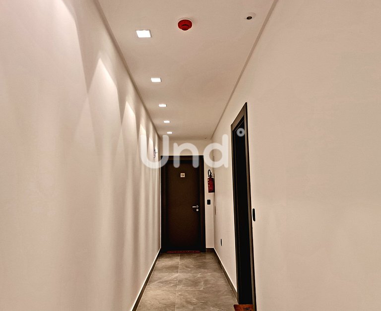 Apt 08 Loft Seasons BC