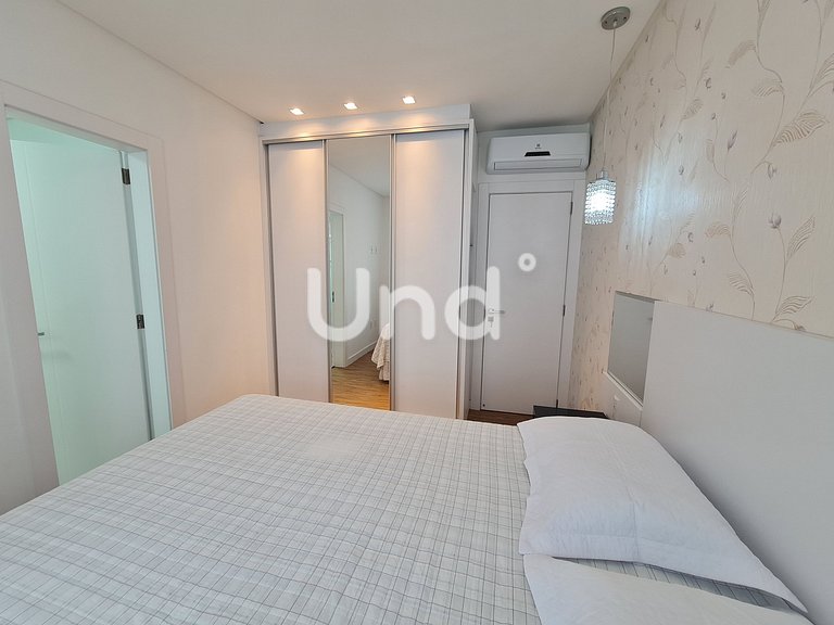 3 Suite Apartment, BBQ & 2 Parking Spaces | Meia Praia