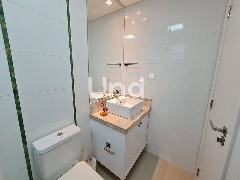 Apartamento 3 Suítes, 2 Vagas e Churrasqueira | Meia Praia