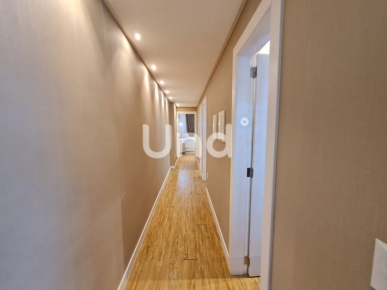 APT 1201 - 3 Suites - Meia Praia - Impresionante