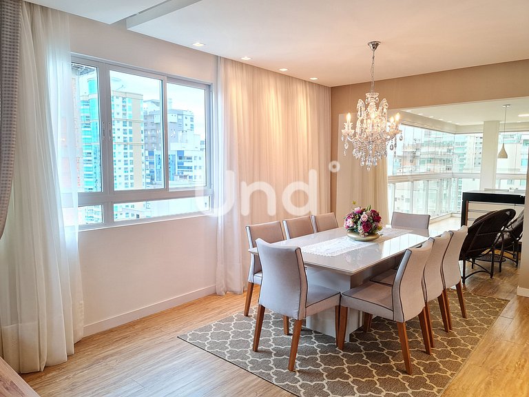 Apartamento 3 Suítes, 2 Vagas e Churrasqueira | Meia Praia