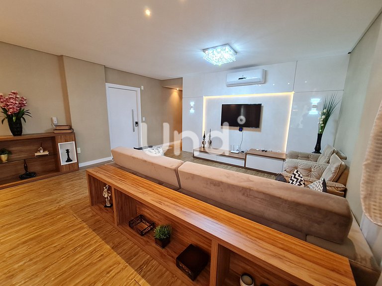 Apartamento 3 Suítes, 2 Vagas e Churrasqueira | Meia Praia