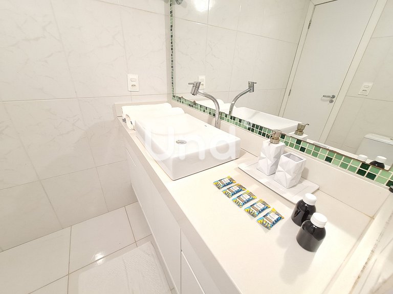 APT 17 - 2 Quartos - Centro BC - c/Garden e Garagem