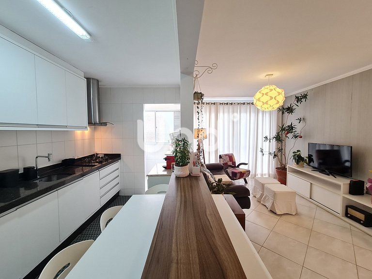 APT 17 - 2 Quartos - Centro BC - c/Garden e Garagem