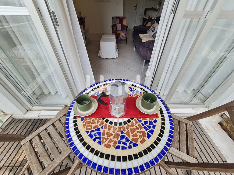 APT 17 - 2 Quartos - Centro BC - c/Garden e Garagem