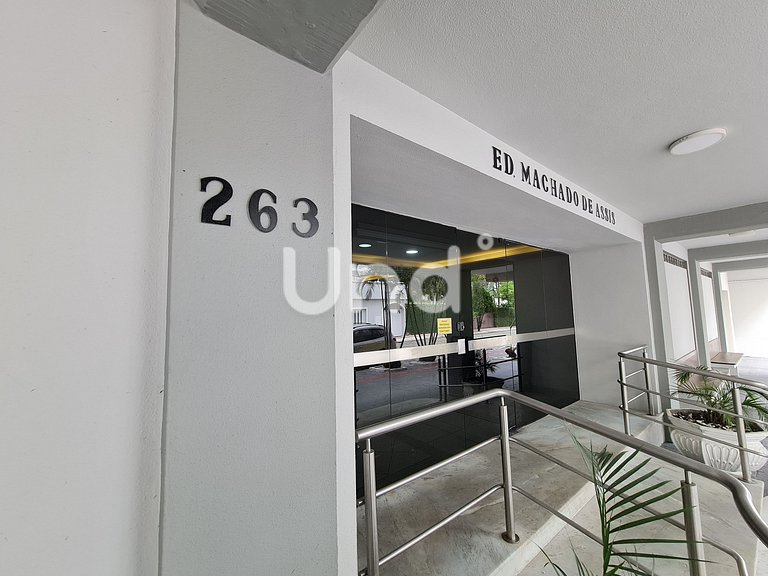 APT 17 - 2 Quartos - Centro BC - c/Garden e Garagem