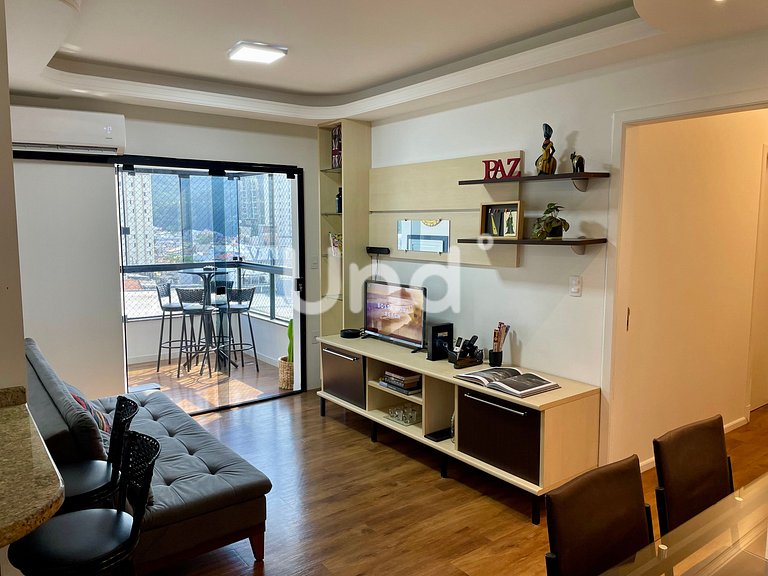 APT 704 - Privileged Location - 2 Bedrooms - Garage - Itajaí