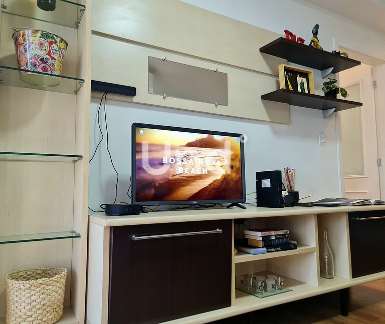 APT 704 - Privileged Location - 2 Bedrooms - Garage - Itajaí