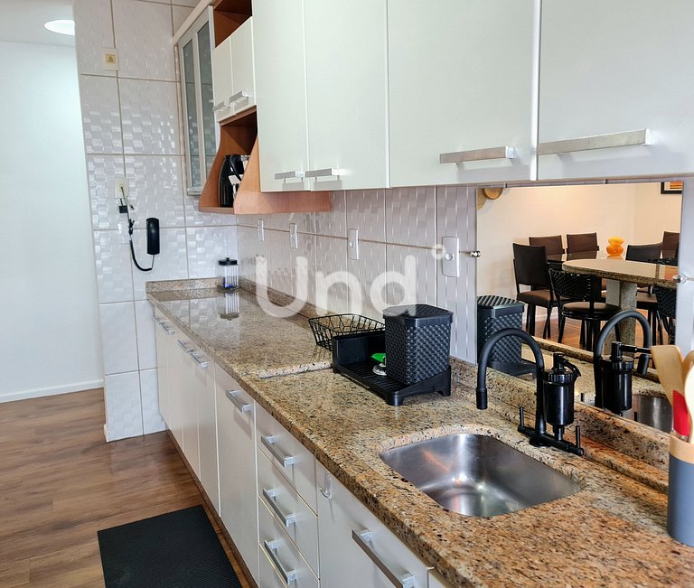 APT 704 - Privileged Location - 2 Bedrooms - Garage - Itajaí