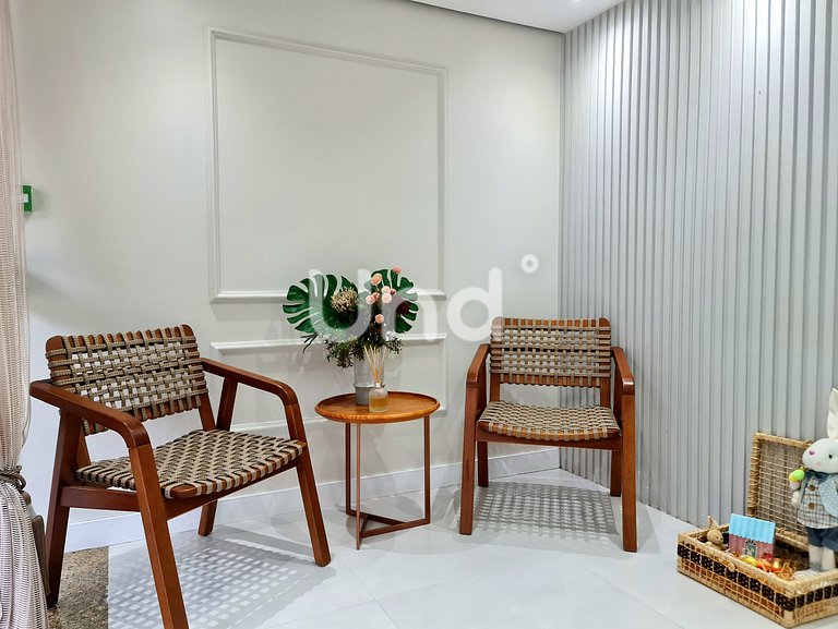 APT 704 - Privileged Location - 2 Bedrooms - Garage - Itajaí