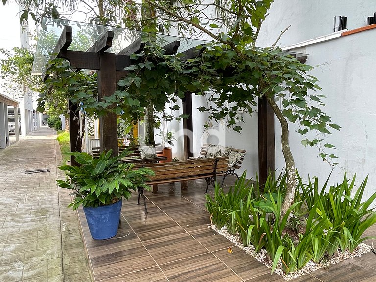 APT 704 - Privileged Location - 2 Bedrooms - Garage - Itajaí