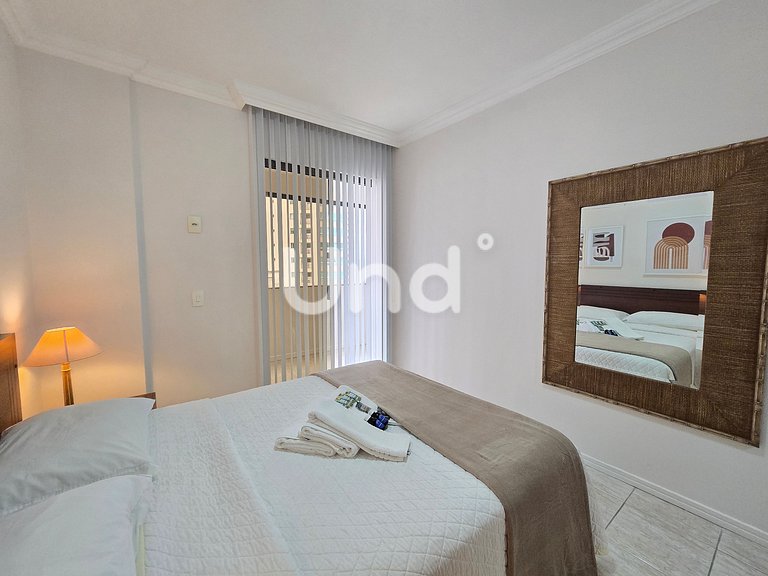 Apartamento 1003 Vis2ta Mar Centro BC 2 Quartos Garagem