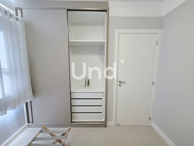 South Coast Building Apartments - BC Center/Swimming Pool