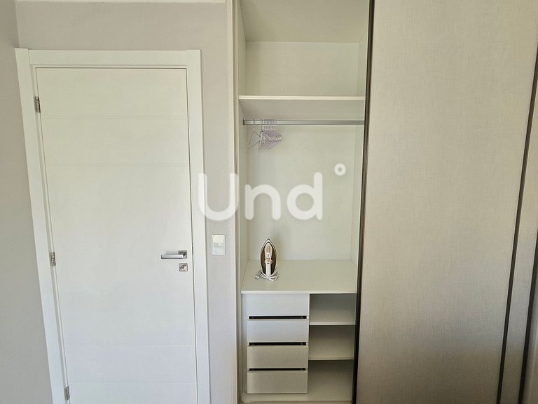 South Coast Building Apartments - BC Center/Swimming Pool