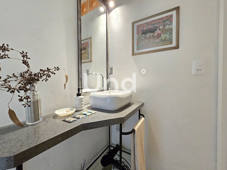 APT 1401 SEA FRONT - 4 SUITE - BC