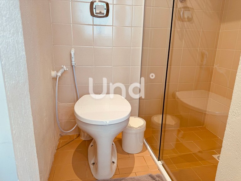 APT 1401 SEA FRONT - 4 SUITE - BC