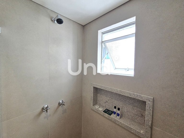 APT 1401 SEA FRONT - 4 SUITE - BC