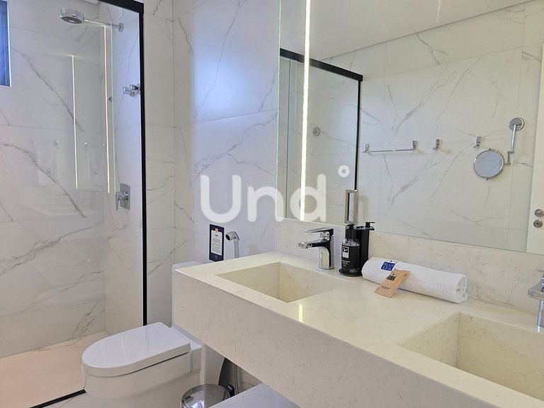 Suíte com Hidromassagem Frente Mar – Suíte Master 702