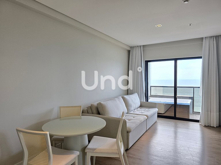 Suíte com Hidromassagem Frente Mar – Suíte Master 702