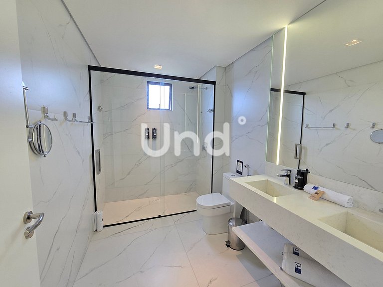 Suíte com Hidromassagem Frente Mar – Suíte Master 902