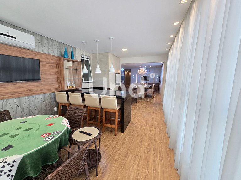 Apartamento 3 Suítes, 2 Vagas e Churrasqueira | Meia Praia