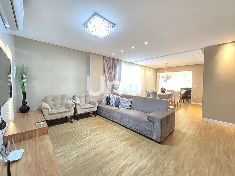 Apartamento 3 Suítes, 2 Vagas e Churrasqueira | Meia Praia