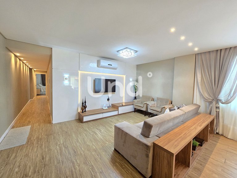 Apartamento 3 Suítes, 2 Vagas e Churrasqueira | Meia Praia