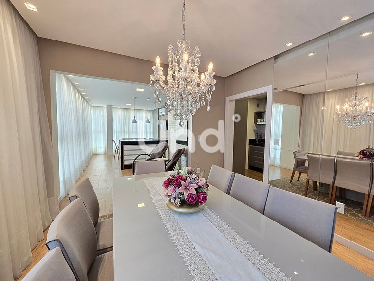 3 Suite Apartment, BBQ & 2 Parking Spaces | Meia Praia