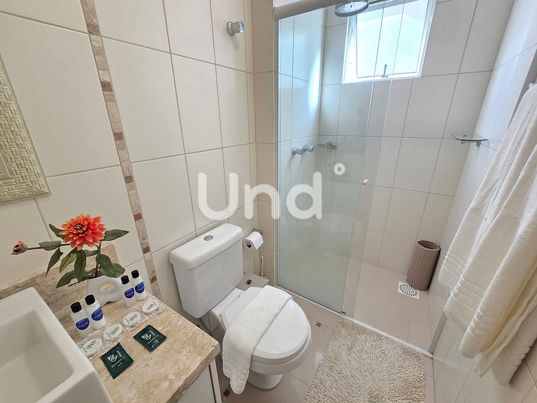 Apt 201 • 3BR • Downtown BC • Parking • BBQ