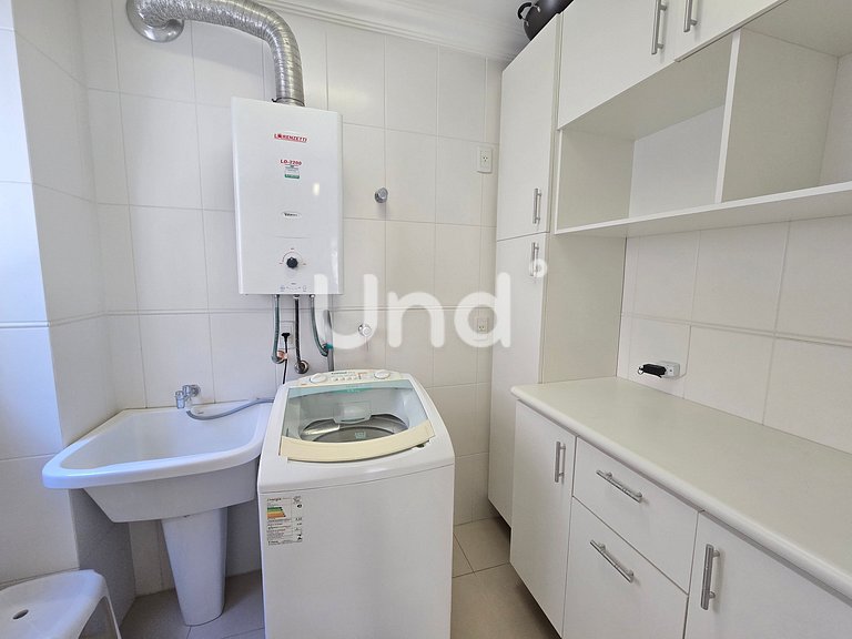Apt 201 • 3BR • Downtown BC • Parking • BBQ