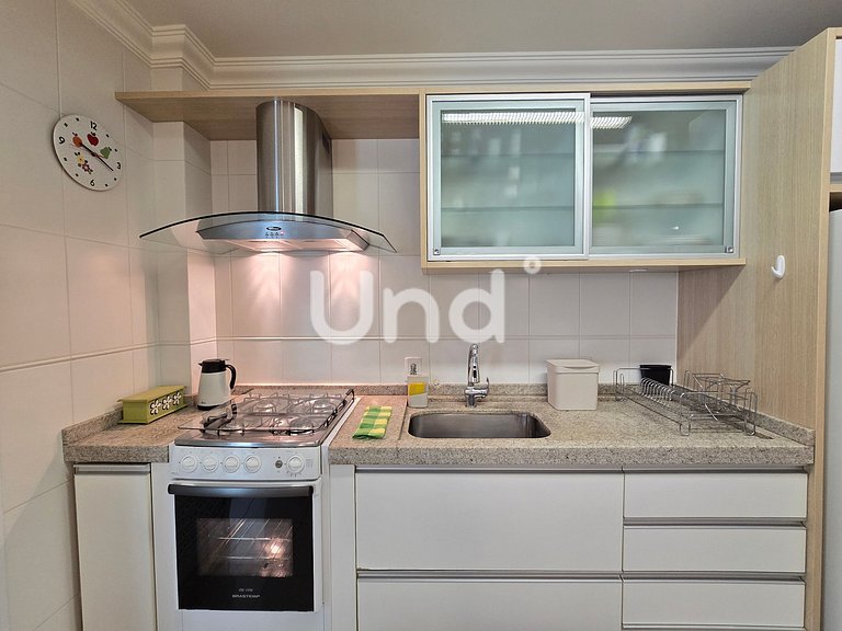 Apt 201 • 3BR • Downtown BC • Parking • BBQ