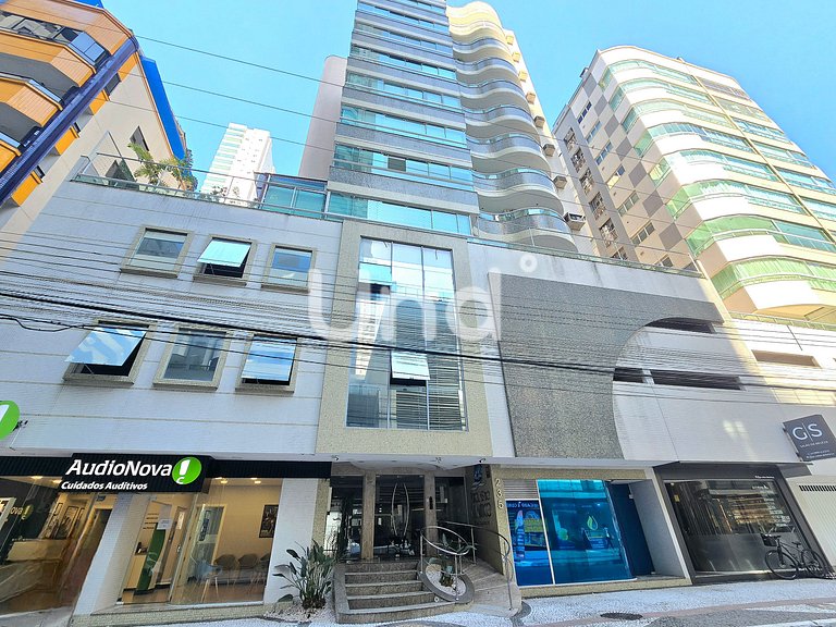 Apt 201 • 3BR • Downtown BC • Parking • BBQ
