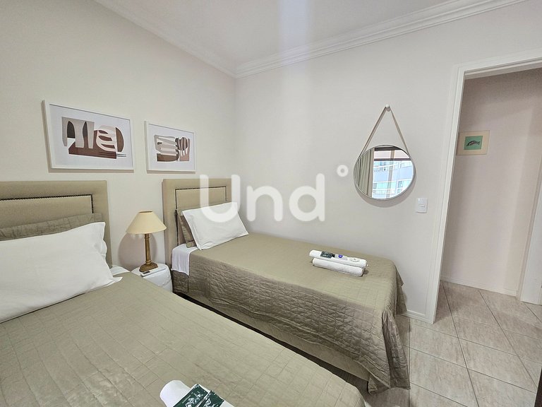 Apartamento 1003 Vis2ta Mar Centro BC 2 Quartos Garagem