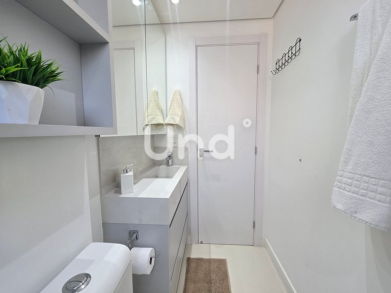 Modern Praia Brava Apartment with Two Suites