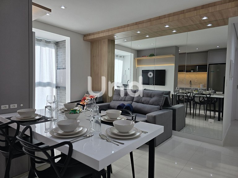 Apartamento Moderno en Praia Brava con Dos Suites