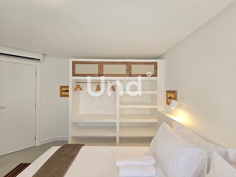 Cobertura Nova com Piscina Exclusiva Praia Brava 3 Quartos