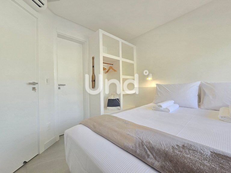 Cobertura Nova com Piscina Exclusiva Praia Brava 3 Quartos