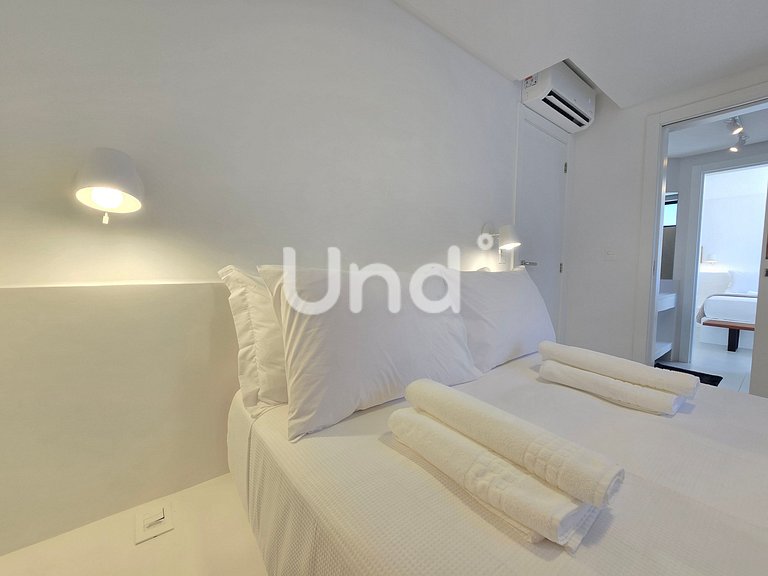 Cobertura Nova com Piscina Exclusiva Praia Brava 3 Quartos