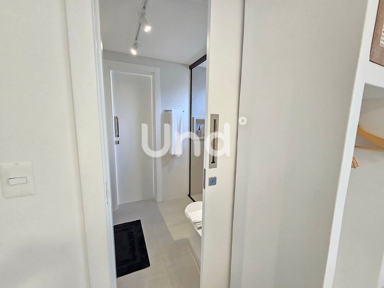 Cobertura Nova com Piscina Exclusiva Praia Brava 3 Quartos