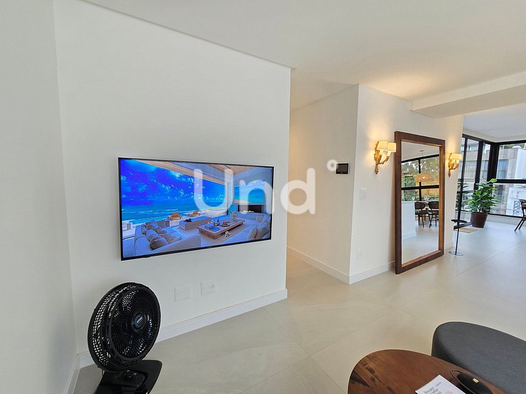 New Penthouse with Private Pool Praia Brava 3 Bedrooms