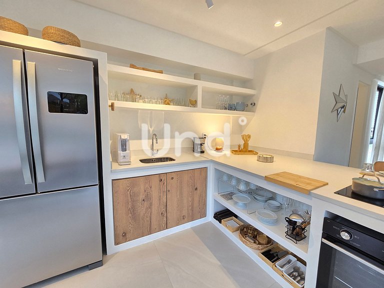 New Penthouse with Private Pool Praia Brava 3 Bedrooms