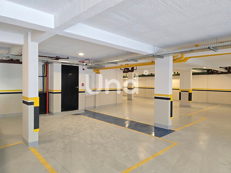 New Penthouse with Private Pool Praia Brava 3 Bedrooms