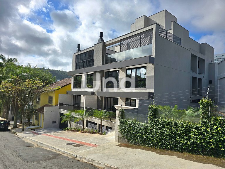 New Penthouse with Private Pool Praia Brava 3 Bedrooms