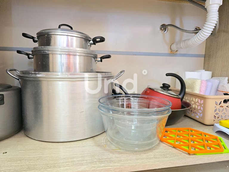 APT 604-BC 2 Bedrooms with BBQ/Garage